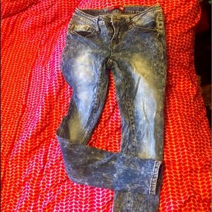 YMI acid wash skinny jeans juniors size 3. Excellent condition